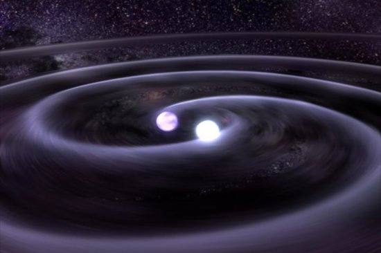 Representación artística de un sistema binario de dos enanas blancas. Las dos estrellas colapsarán formando un único objeto en menos de un millón de años, debido a la pérdida de energía al emitir ondas gravitacionales. Crédito: GSFC, NASA, Dana Berry (CXC)